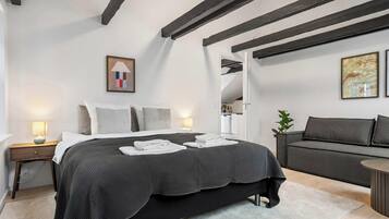 2 quartos, escrivaninha, quartos à prova de som