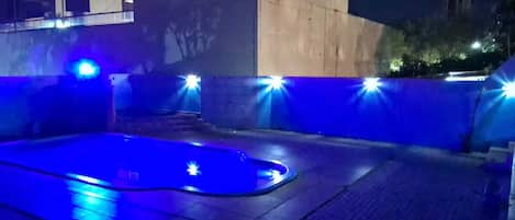 Phòng, quang cảnh hồ bơi | Quang cảnh từ phòng