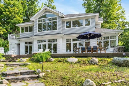 Blue Beech Estate- Beautiful Waterfront Estate!