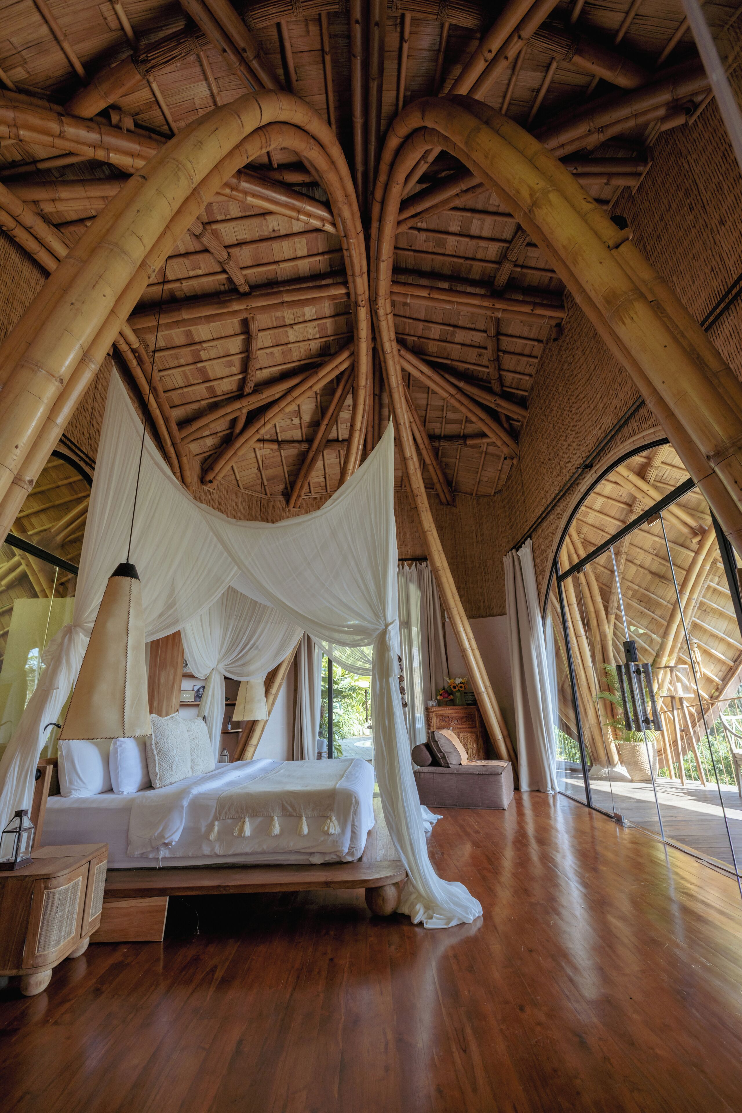 Superior Villa, Non Smoking | Living area | 40-inch flat-screen TV with digital channels, TV, tablet