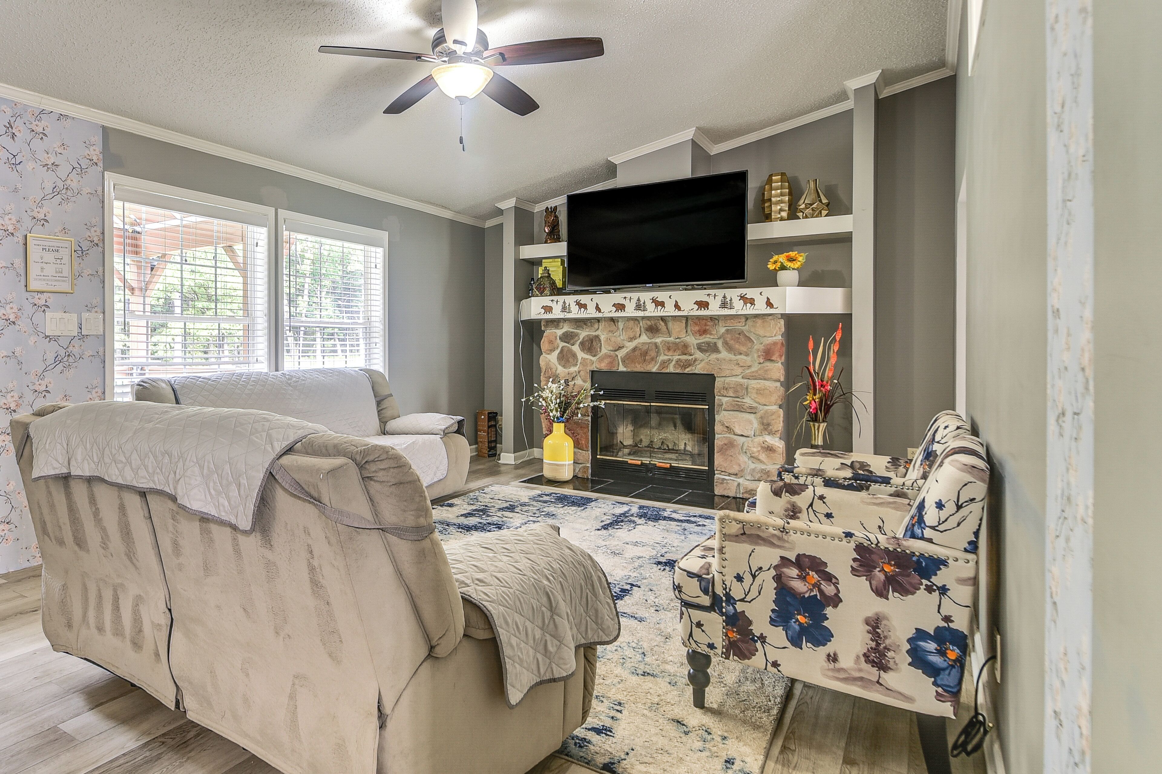 House (4 Bedrooms) | Interior