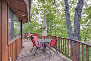 House (4 Bedrooms) | Interior - Dock & Beach Access: Scenic Lake Ossipee Cabin! (Center Ossipee)