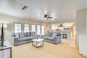 House (3 Bedrooms) | Interior