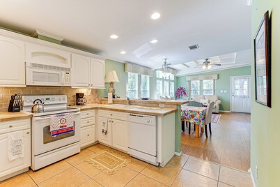 Swim, Golf & Relax: Family Gem in North Fort Myers