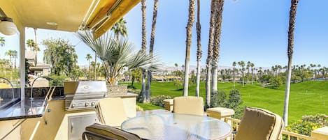 Apartment (2 Bedrooms) | Front of property