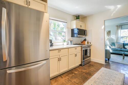 5 Mi to Clearwater Beach: Family Gem w/ Game Room