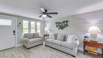 Apartment (2 Bedrooms) | Bahagian dalam