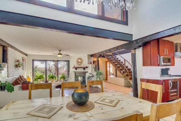 House (5 Bedrooms) | Interior - Spacious Mtn-view Gem in Corrales! (Corrales)