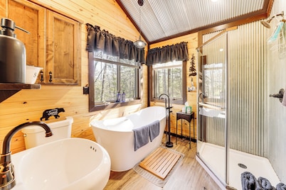 'bluebird Treehouse' Near Kiamichi Mtns w/ Hot Tub
