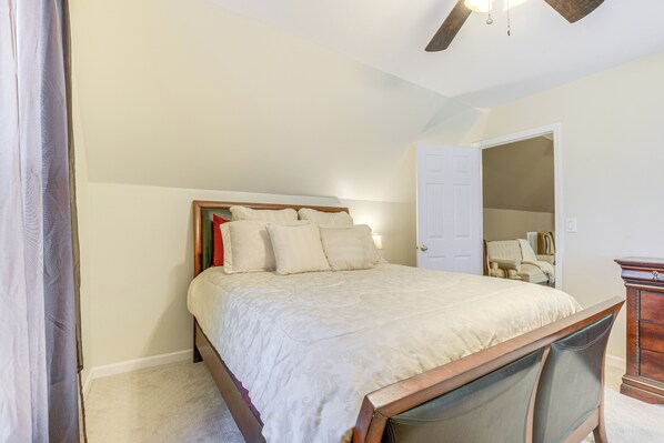 Apartment (1 Bedroom) | Interior - Hike, Golf & Boat: Wake Forest Home w/ Yard (Wake Forest)