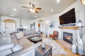 House (3 Bedrooms) | Interior