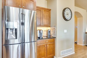 House (3 Bedrooms) | Interior - Mtn-view Paradise Near Usafa in Colorado Springs! (Colorado Springs)