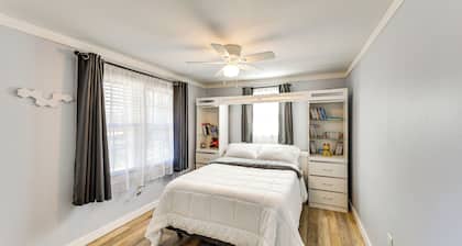 4 Mi to Savannah River Access: Home w/ Fire Pit