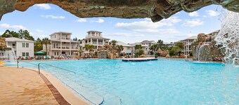 Golf Cart & 6 Bikes! Walk to the Pool & the Beach! 1st Floor Master King Suite! ~ Blues Away at Cypress Breeze Plantation on 30A