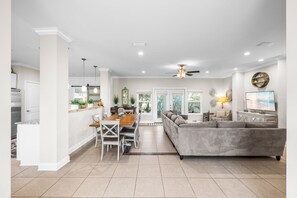 Imagen sin descripción, 5 de 94, botón