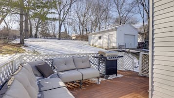 House (2 Bedrooms) | Front of property