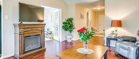 House (3 Bedrooms) | Interior