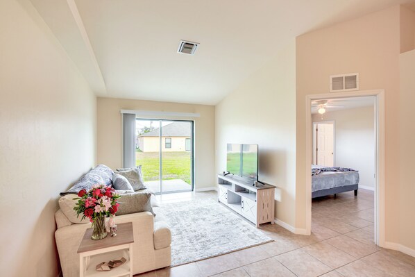 Interior - Cape Coral Gem w/ Endless Day Trip Adventures (Cape Coral)