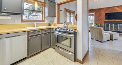 Serene Family Cottage w/ Deck & BBQ