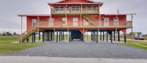 Apartment (2 Bedrooms) | Front of property