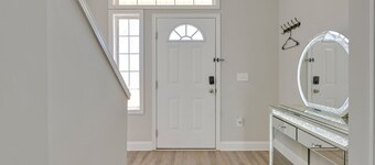 5 Mi to Charlotte Motor Speedway: Cozy Townhome