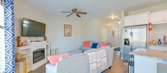 6 Mi to PNC Music Pavilion: Concord Townhome