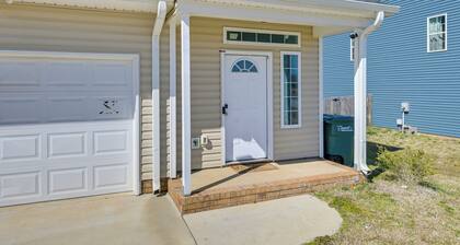 6 Mi to PNC Music Pavilion: Concord Townhome