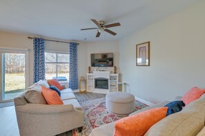 Apartment (3 Bedrooms) | Front of property