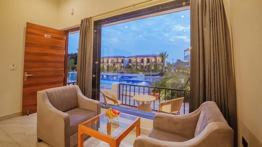 Corbett Wild Flower Resort And Spa