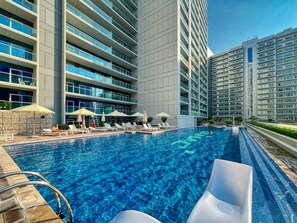 Room - Luxury 2BD Apt With Pool GYM Business Bay Spot (Dubai)
