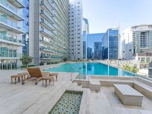 Room - Chic Studio in Business Bay Near Burj Khalifa (Dubai)