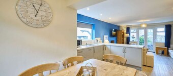 Host Stay Kittling Nook