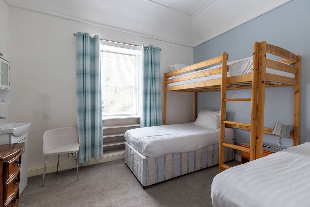 Basic Triple Room | 1 bedroom, free WiFi