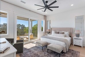 6 bedrooms, iron/ironing board, travel cot, free WiFi