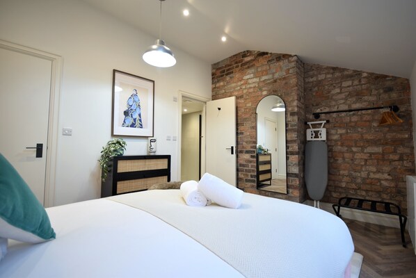 2 Schlafzimmer, Bügeleisen/Bügelbrett, Internetzugang, Bettwäsche