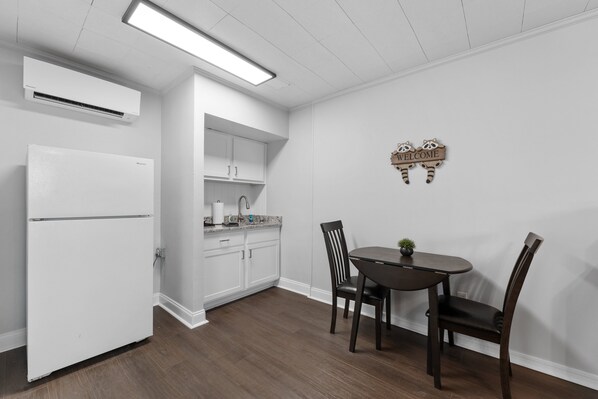 Condo, 1 phòng ngủ | Nội thất