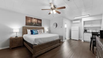 Condo, 1 Bedroom | 1 bedroom, free WiFi