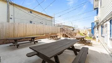 Condo, 1 Bedroom | Outdoor dining