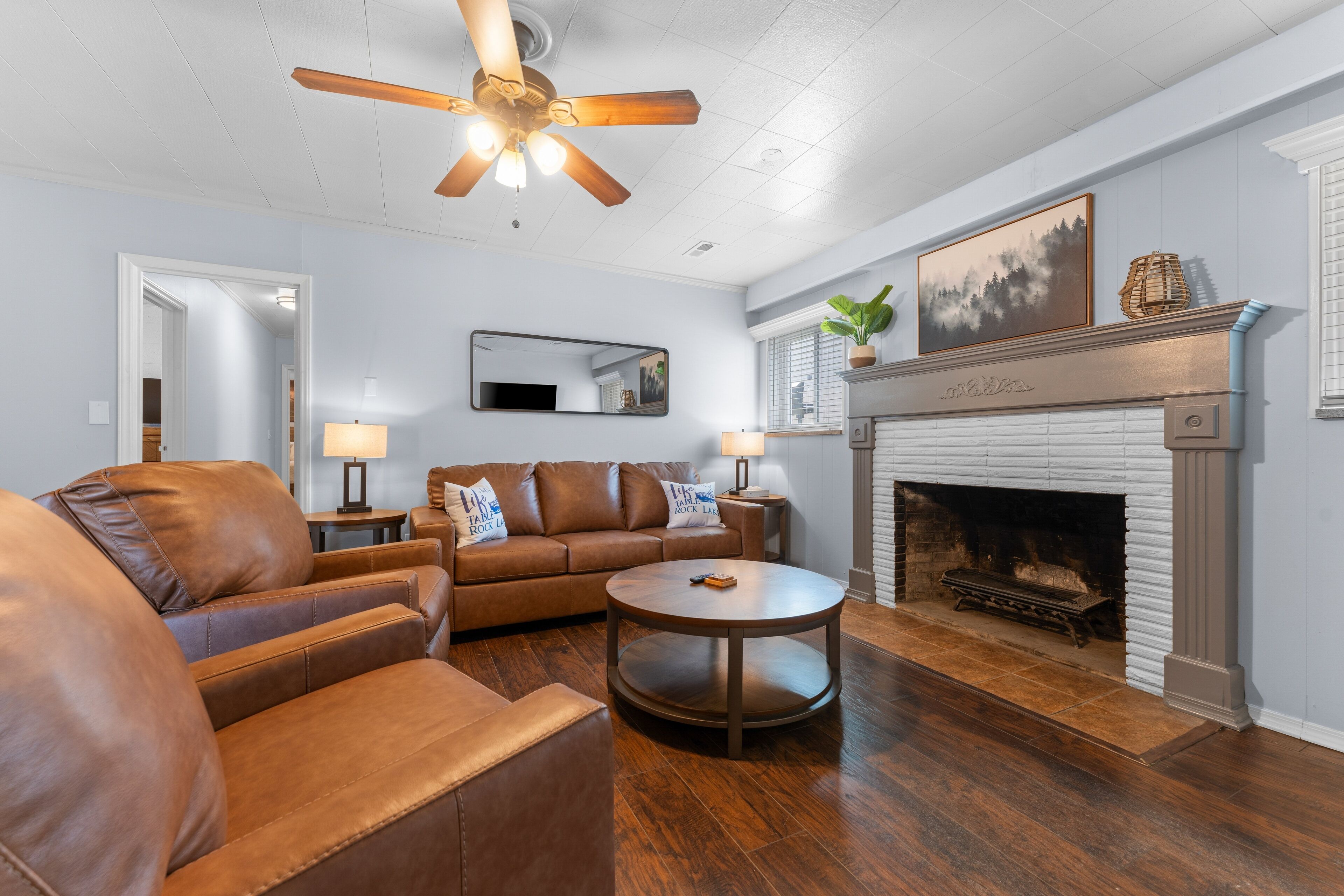 Condo, 3 Bedrooms | Living area