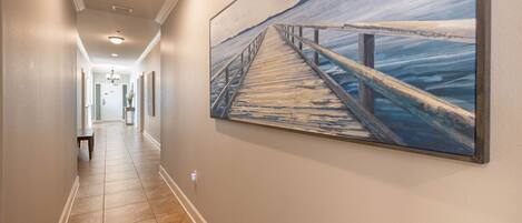 المنشأة من الداخل