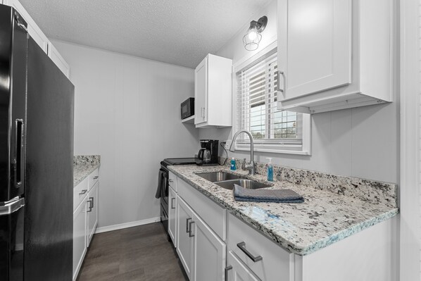 Private kitchen - Sc18- Silver Cove 18 2 Bedroom Condo (Branson)