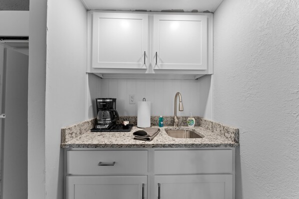 Condo, 1 Bedroom | Interior