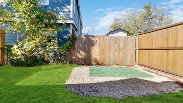 Bungalow, 2 Bedrooms | Property grounds