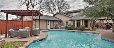 Talo, 5 makuuhuonetta | Uima-allas