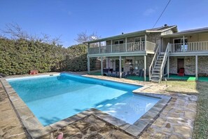 Pool - Texas - Justin 7 4 Bedroom Home (Richardson)