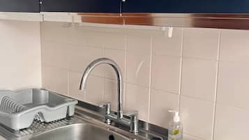 House | Private kitchen | Fridge, microwave, oven, stovetop