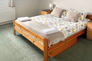 獨棟房屋 | 2 間臥室、熨斗/熨衣板、免費無線上網、床單