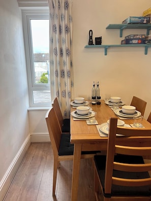 House | Dining