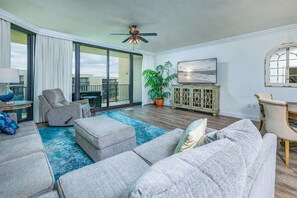 Condo, 3 Bedrooms | Living area - Phoenix On The Bay 1513 3 Bedroom Condo (Orange Beach)