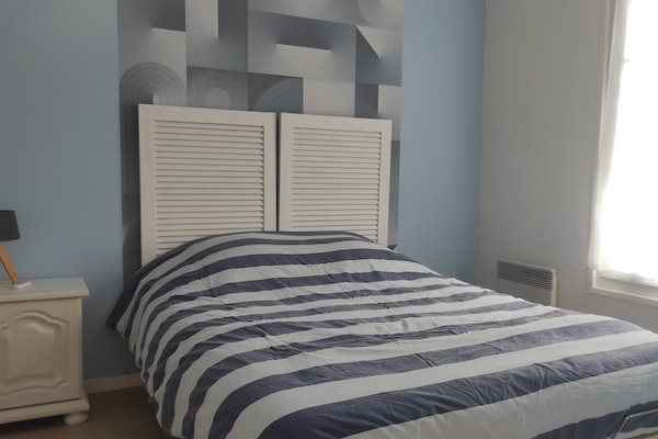 3 slaapkamers, een strijkplank/strijkijzer, wifi, beddengoed